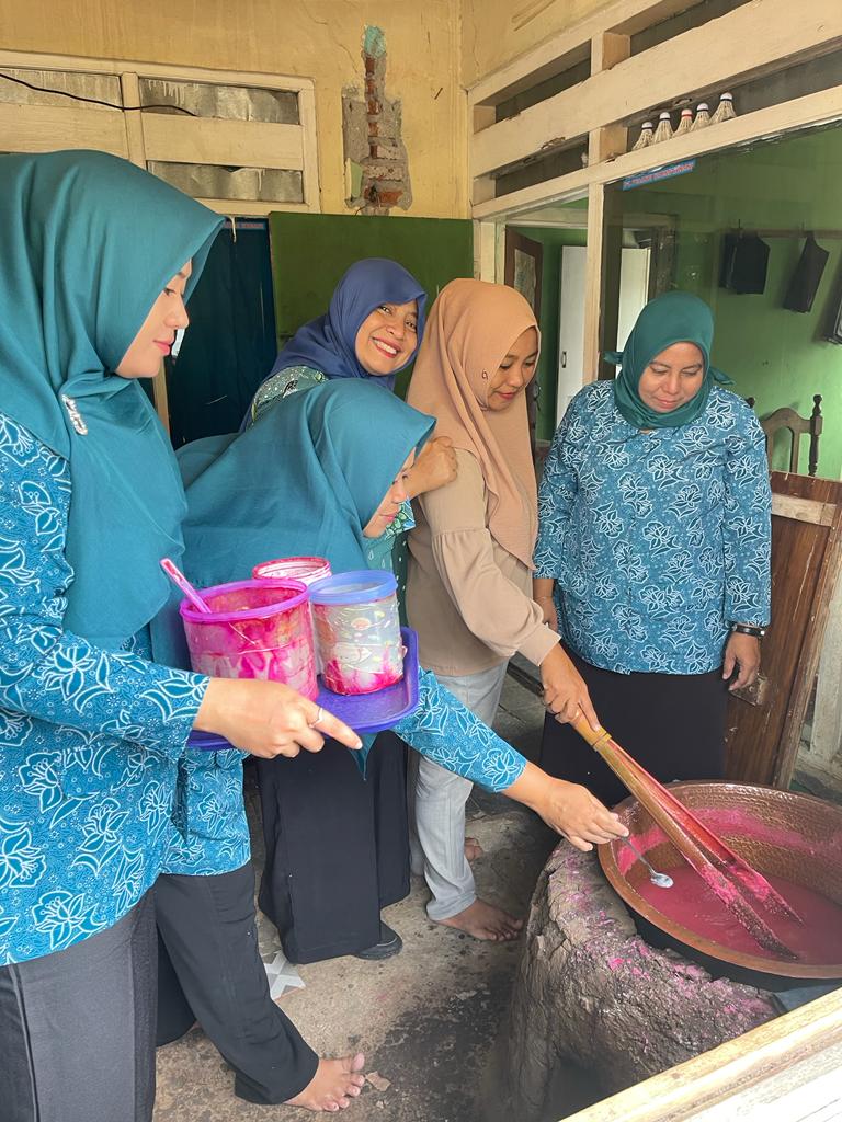 Produk Unggulan Desa Sukahaji Menuai Perhatian